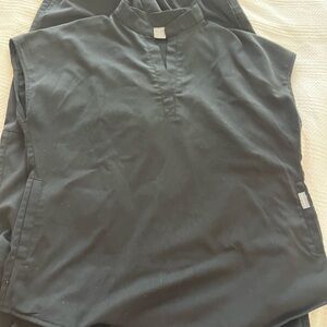 Black scrub set Woman’s size medium